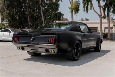 1965 Ford Mustang Fastback   - Photo 9 - Tustin, CA 92780