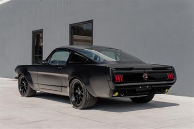 1965 Ford Mustang Fastback   - Photo 6 - Tustin, CA 92780