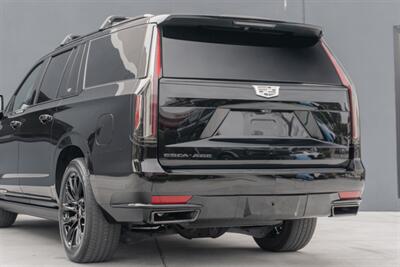 2021 Cadillac Escalade ESV Sport Platinum   - Photo 39 - Tustin, CA 92780