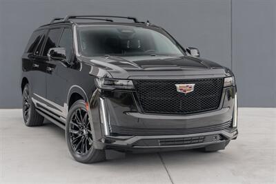 2021 Cadillac Escalade ESV Sport Platinum   - Photo 1 - Tustin, CA 92780