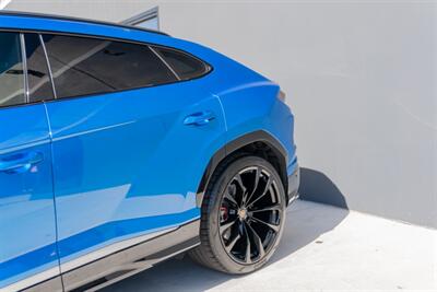 2019 Lamborghini Urus   - Photo 29 - Tustin, CA 92780