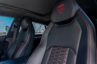 2019 Lamborghini Urus   - Photo 18 - Tustin, CA 92780