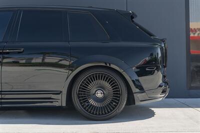 2022 Rolls-Royce Black Badge Cullinan   - Photo 17 - Tustin, CA 92780