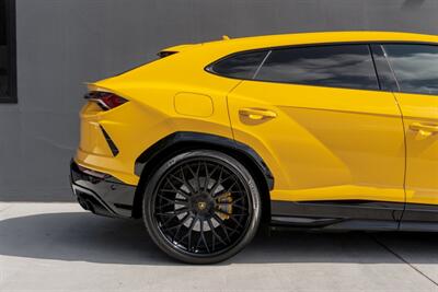 2022 Lamborghini Urus   - Photo 15 - Tustin, CA 92780