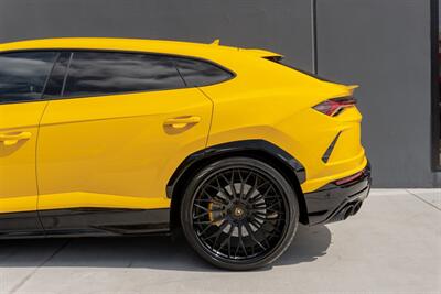 2022 Lamborghini Urus   - Photo 32 - Tustin, CA 92780