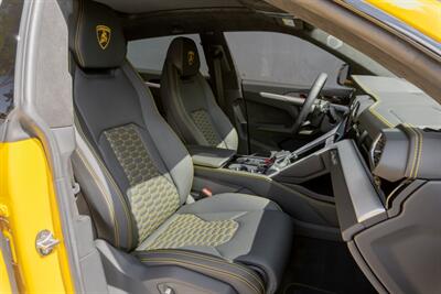 2022 Lamborghini Urus   - Photo 11 - Tustin, CA 92780