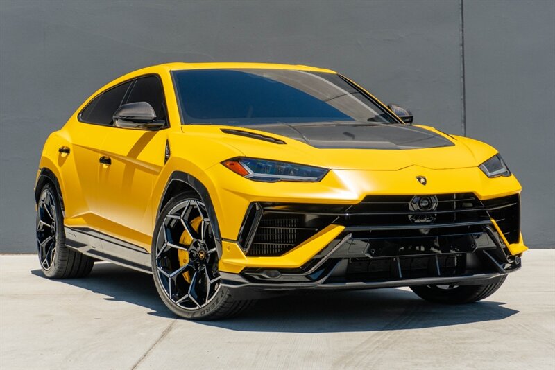 2024 Lamborghini Urus Performante  