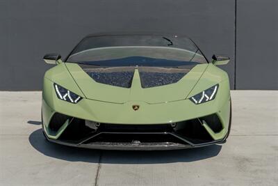 2019 Lamborghini Huracan LP 640-4 Performante   - Photo 2 - Tustin, CA 92780