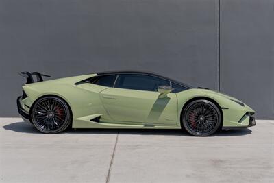 2019 Lamborghini Huracan LP 640-4 Performante   - Photo 4 - Tustin, CA 92780