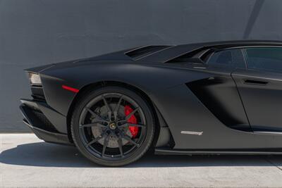 2017 Lamborghini Aventador LP 740-4 S   - Photo 26 - Tustin, CA 92780