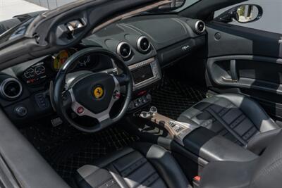 2013 Ferrari California   - Photo 16 - Tustin, CA 92780