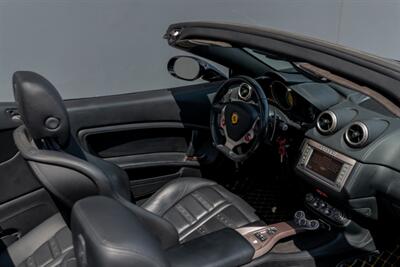 2013 Ferrari California   - Photo 19 - Tustin, CA 92780