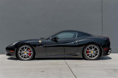 2013 Ferrari California   - Photo 2 - Tustin, CA 92780