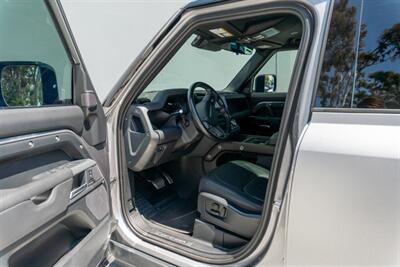 2023 Land Rover Defender 110 X   - Photo 74 - Tustin, CA 92780