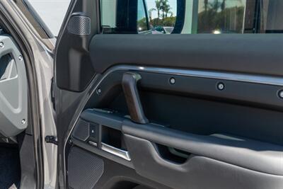 2023 Land Rover Defender 110 X   - Photo 53 - Tustin, CA 92780