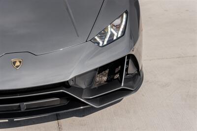 2020 Lamborghini Huracan EVO   - Photo 25 - Tustin, CA 92780