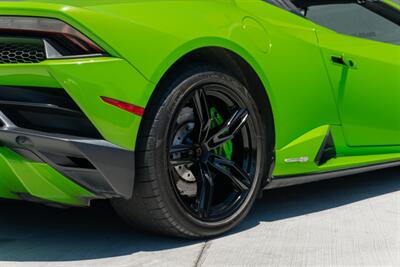 2022 Lamborghini Huracan EVO Spyder   - Photo 42 - Tustin, CA 92780