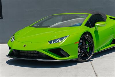 2022 Lamborghini Huracan EVO Spyder   - Photo 24 - Tustin, CA 92780