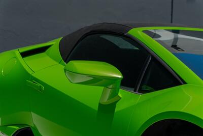 2022 Lamborghini Huracan EVO Spyder   - Photo 30 - Tustin, CA 92780