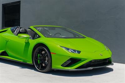 2022 Lamborghini Huracan EVO Spyder   - Photo 40 - Tustin, CA 92780