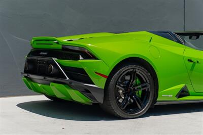 2022 Lamborghini Huracan EVO Spyder   - Photo 46 - Tustin, CA 92780
