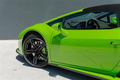 2022 Lamborghini Huracan EVO Spyder   - Photo 57 - Tustin, CA 92780