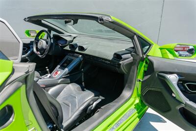 2022 Lamborghini Huracan EVO Spyder   - Photo 67 - Tustin, CA 92780