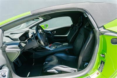 2022 Lamborghini Huracan EVO Spyder   - Photo 60 - Tustin, CA 92780