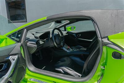 2022 Lamborghini Huracan EVO Spyder   - Photo 58 - Tustin, CA 92780