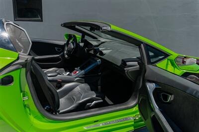 2022 Lamborghini Huracan EVO Spyder   - Photo 64 - Tustin, CA 92780