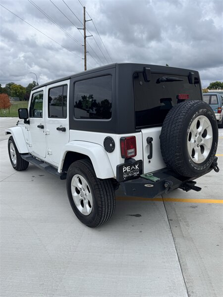 2014 Jeep Wrangler Unlimited Sahara - Photo 6