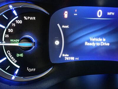 2024 Chrysler Pacifica Plug-In Hybrid Select   - Photo 13 - Mandan, ND 58554