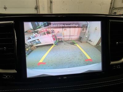 2024 Chrysler Pacifica Plug-In Hybrid Select   - Photo 12 - Mandan, ND 58554