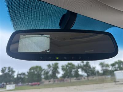 2012 Kia Sedona EX   - Photo 17 - Bismarck, ND 58504