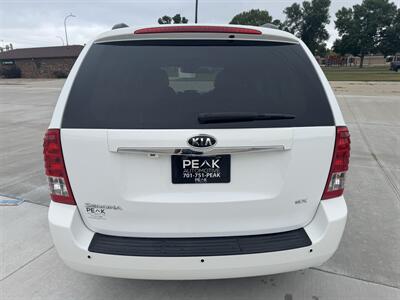 2012 Kia Sedona EX   - Photo 3 - Bismarck, ND 58504