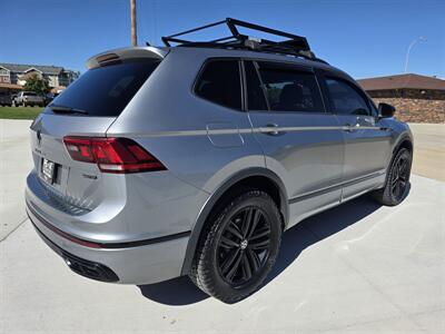 2022 Volkswagen Tiguan SE R-Line Black 4Motion   - Photo 5 - Bismarck, ND 58504