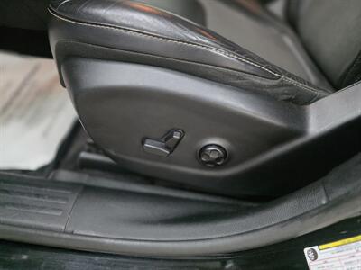 2018 Jeep Cherokee Latitude Plus   - Photo 9 - Mandan, ND 58554