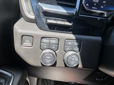 2024 Chevrolet Silverado 2500 LTZ   - Photo 15 - Mandan, ND 58554