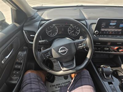 2025 Nissan Rogue SV   - Photo 12 - Mandan, ND 58554