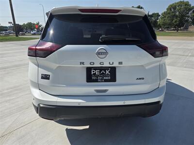 2025 Nissan Rogue SV   - Photo 6 - Mandan, ND 58554