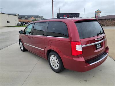 2013 Chrysler Town and Country Touring   - Photo 4 - Bismarck, ND 58504