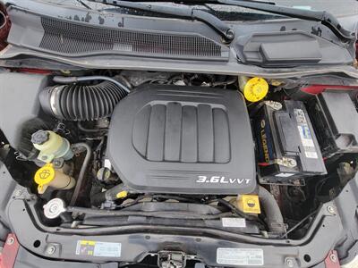2013 Chrysler Town and Country Touring   - Photo 18 - Bismarck, ND 58504