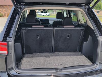 2024 Volkswagen Atlas Peak Edition SEL 4Motion   - Photo 18 - Bismarck, ND 58504