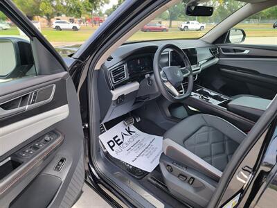 2024 Volkswagen Atlas Peak Edition SEL 4Motion   - Photo 10 - Bismarck, ND 58504