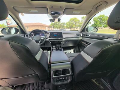 2024 Volkswagen Atlas Peak Edition SEL 4Motion   - Photo 14 - Bismarck, ND 58504