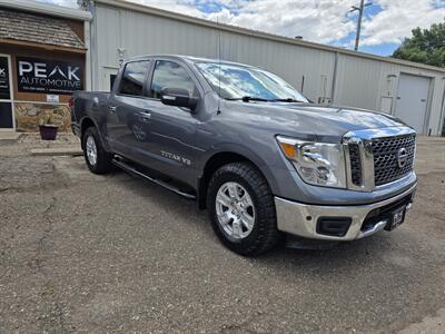2018 Nissan Titan SV   - Photo 2 - Mandan, ND 58554