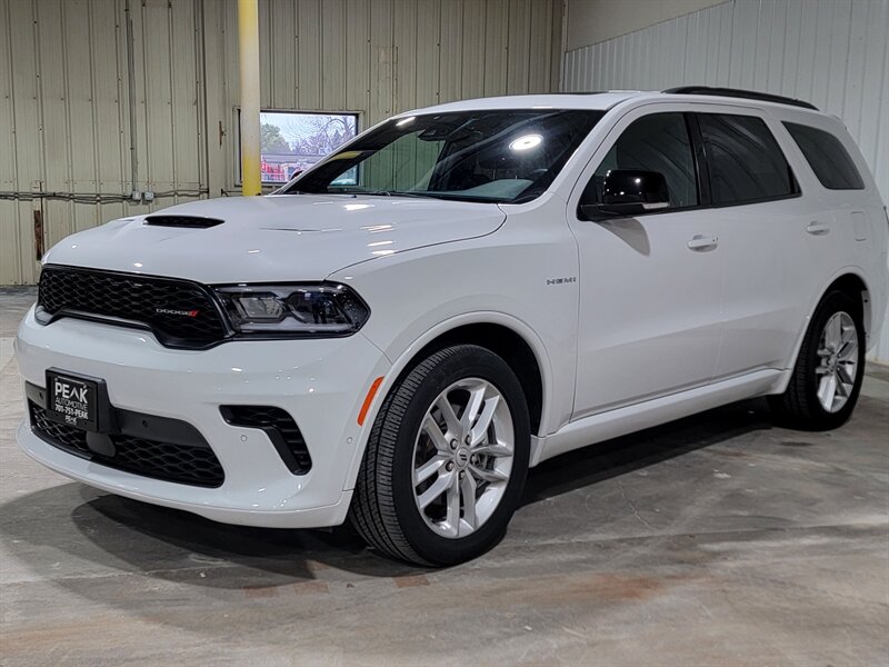 2025 Dodge Durango R/T   - Photo 1 - Bismarck, ND 58504
