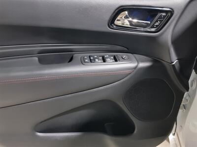 2025 Dodge Durango R/T   - Photo 9 - Bismarck, ND 58504
