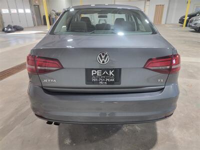 2017 Volkswagen Jetta 1.4T S   - Photo 6 - Bismarck, ND 58504