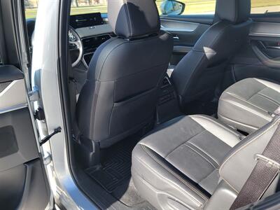 2024 Mazda CX-90 3.3 Turbo Premium   - Photo 13 - Bismarck, ND 58504